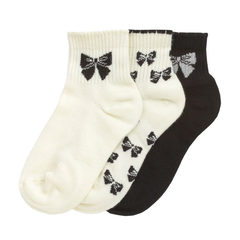 3-pack medium quarter socks in ivory and black, with bow prints
