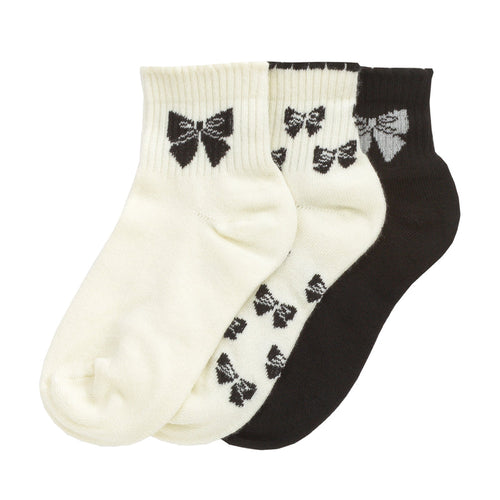 3-pack quarter socks in ivory and black, bow and pattern accents, scallop trim