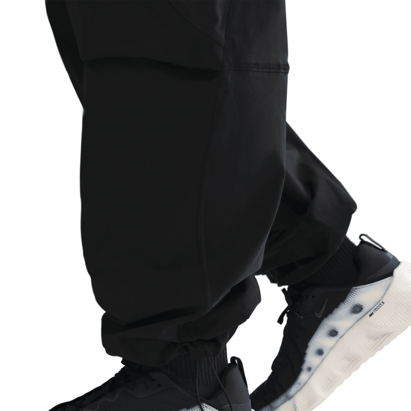 Men's Nike Tech Dri-FIT Woven Color-Block Oversized Pants