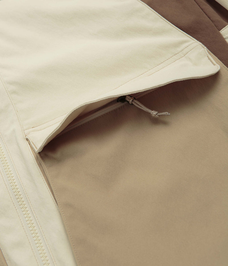 Nike ACG Smith Summit Jacket in Light Khaki and Parachute Beige / Summit White