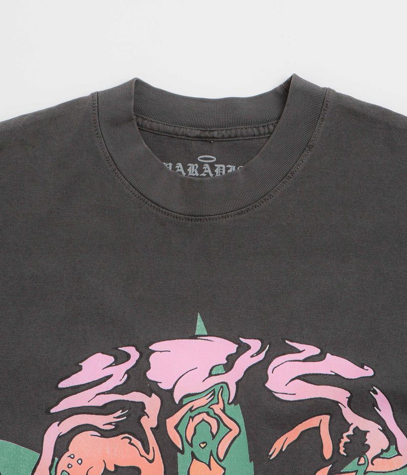 Paradise NYC Smokin Paradise T-Shirt in Vintage Black