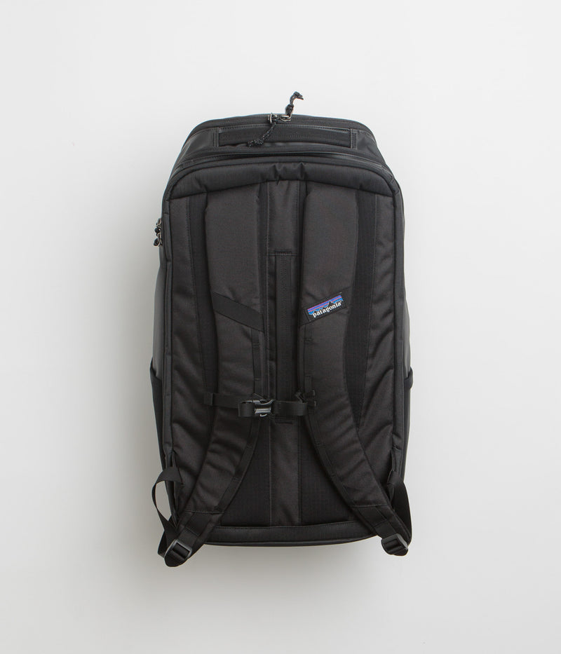Patagonia Black Hole Backpack 32L in Black and Black