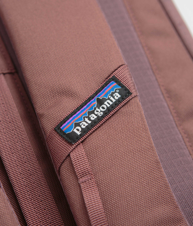 Patagonia Black Hole Backpack 32L in Dulse Mauve