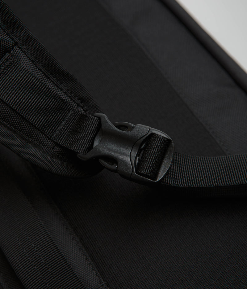 Patagonia Black Hole Micro MLC Bag in Black