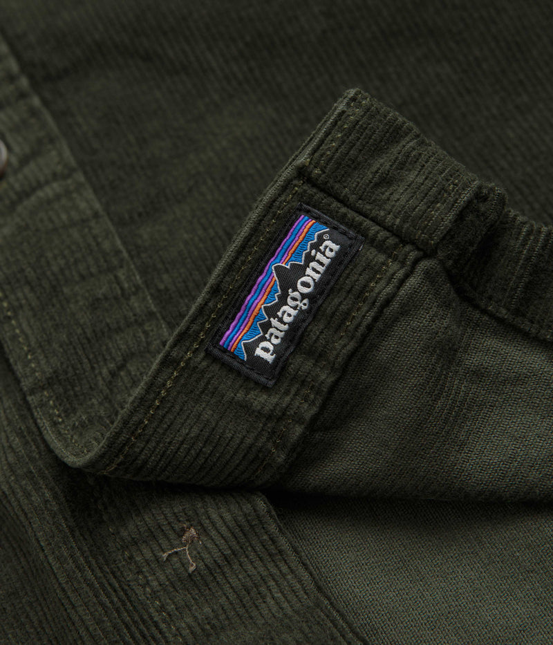 Patagonia Corduroy Shirt in Pine Needle Green