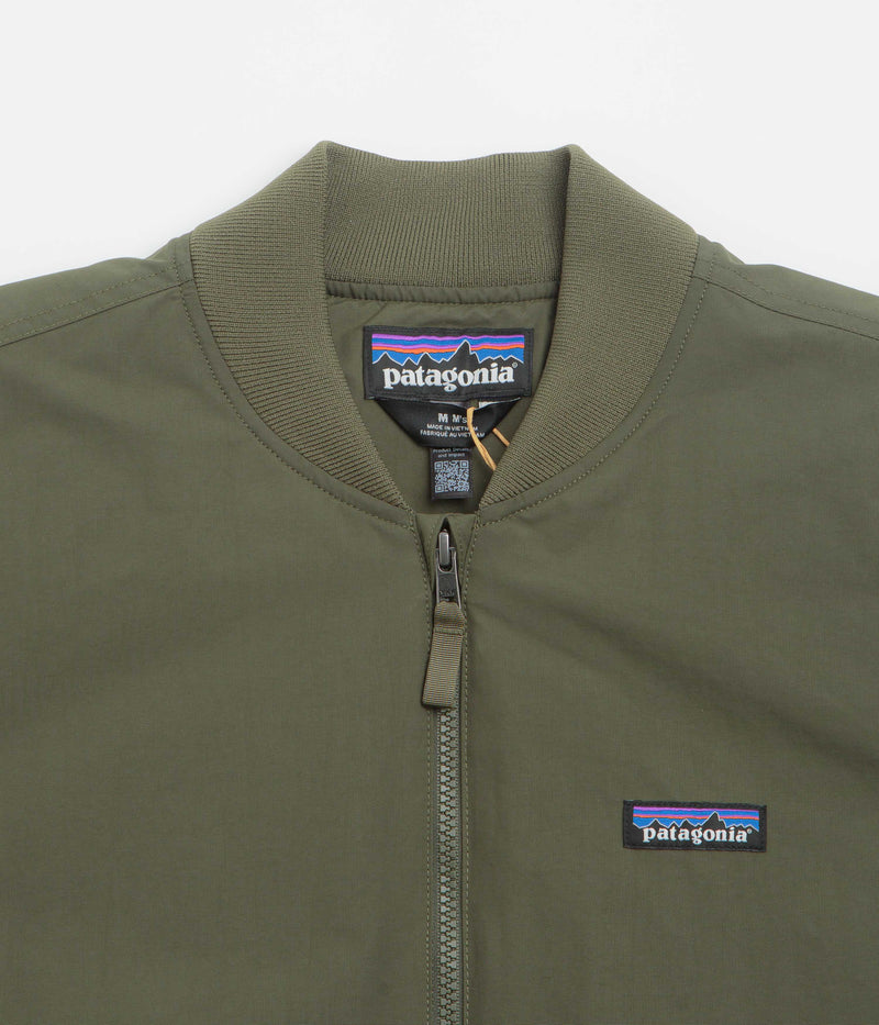Patagonia Isthmus Deck Jacket in Basin Green