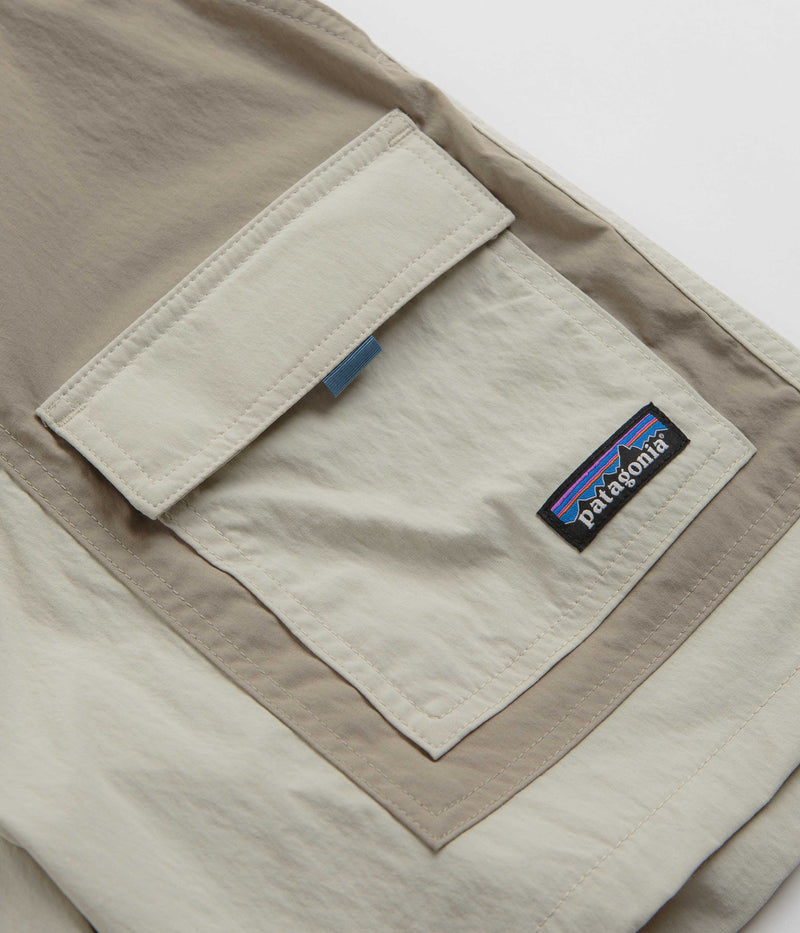 Patagonia Outdoor Everyday 6" Shorts in Pelican
