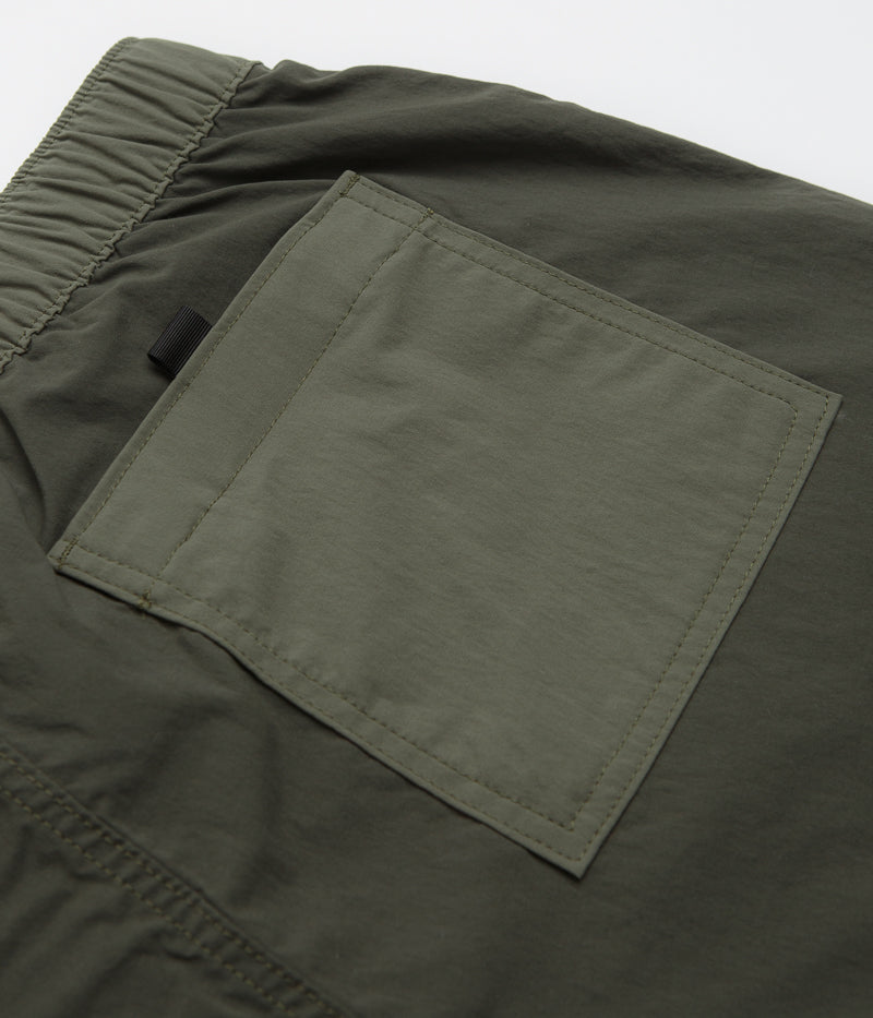 Patagonia Outdoor Everyday 6" Shorts in Pine Needle Green