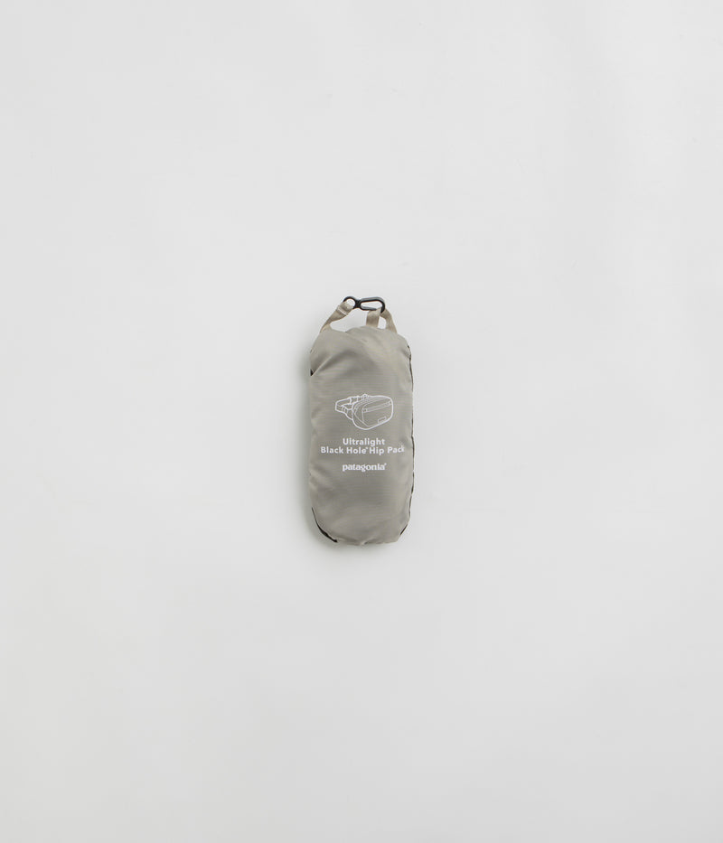Patagonia Ultralight Black Hole Mini Hip Pack in Pine Needle Green
