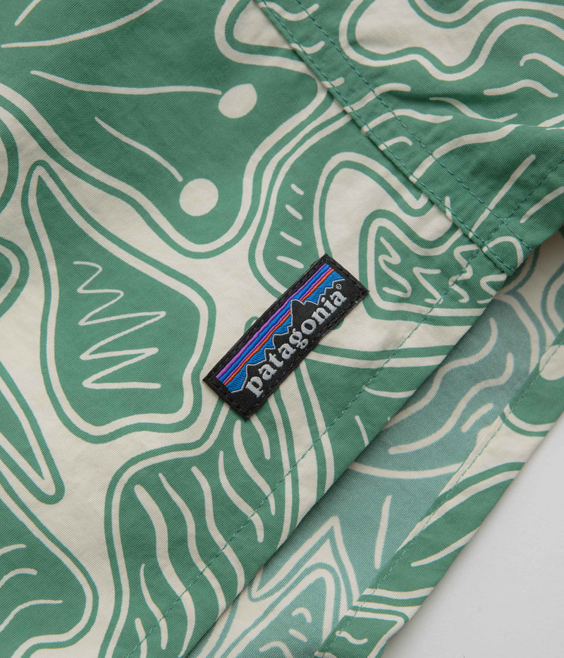 Patagonia Womens Baggies 5" Shorts in Bees and Flowers: Heartleaf Green