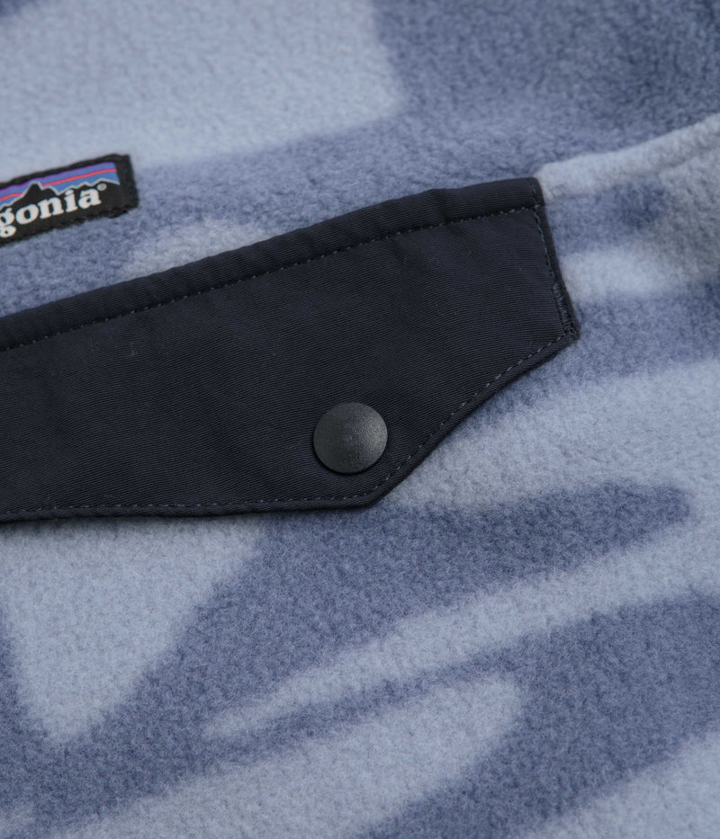 Patagonia Womens Lightweight Synchilla Snap-T Fleece in Mother Tree: Barnacle Blue
