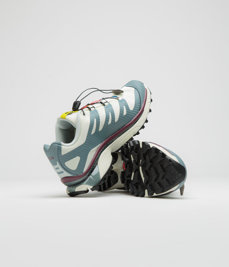 Salomon XT-4 OG Shoes in Vanilla Ice and Ice Flow / Trooper